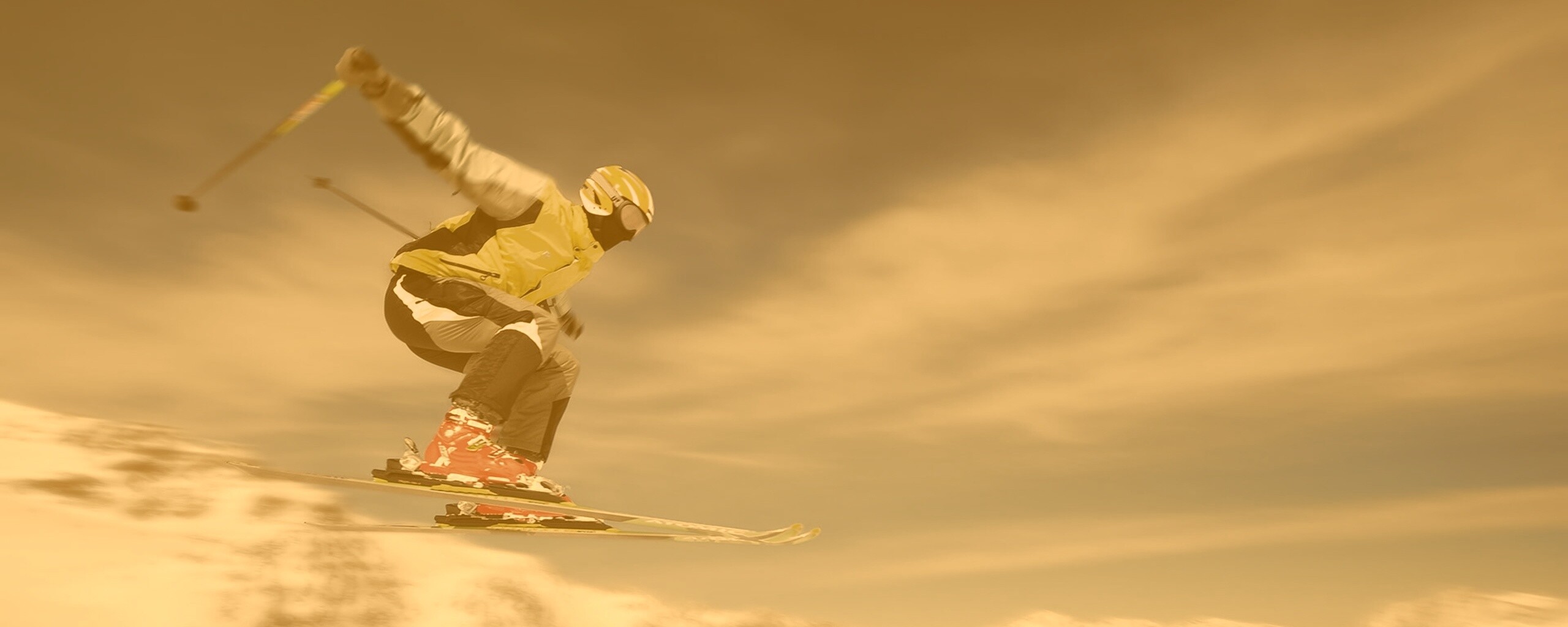 Лыжник в прыжке обои