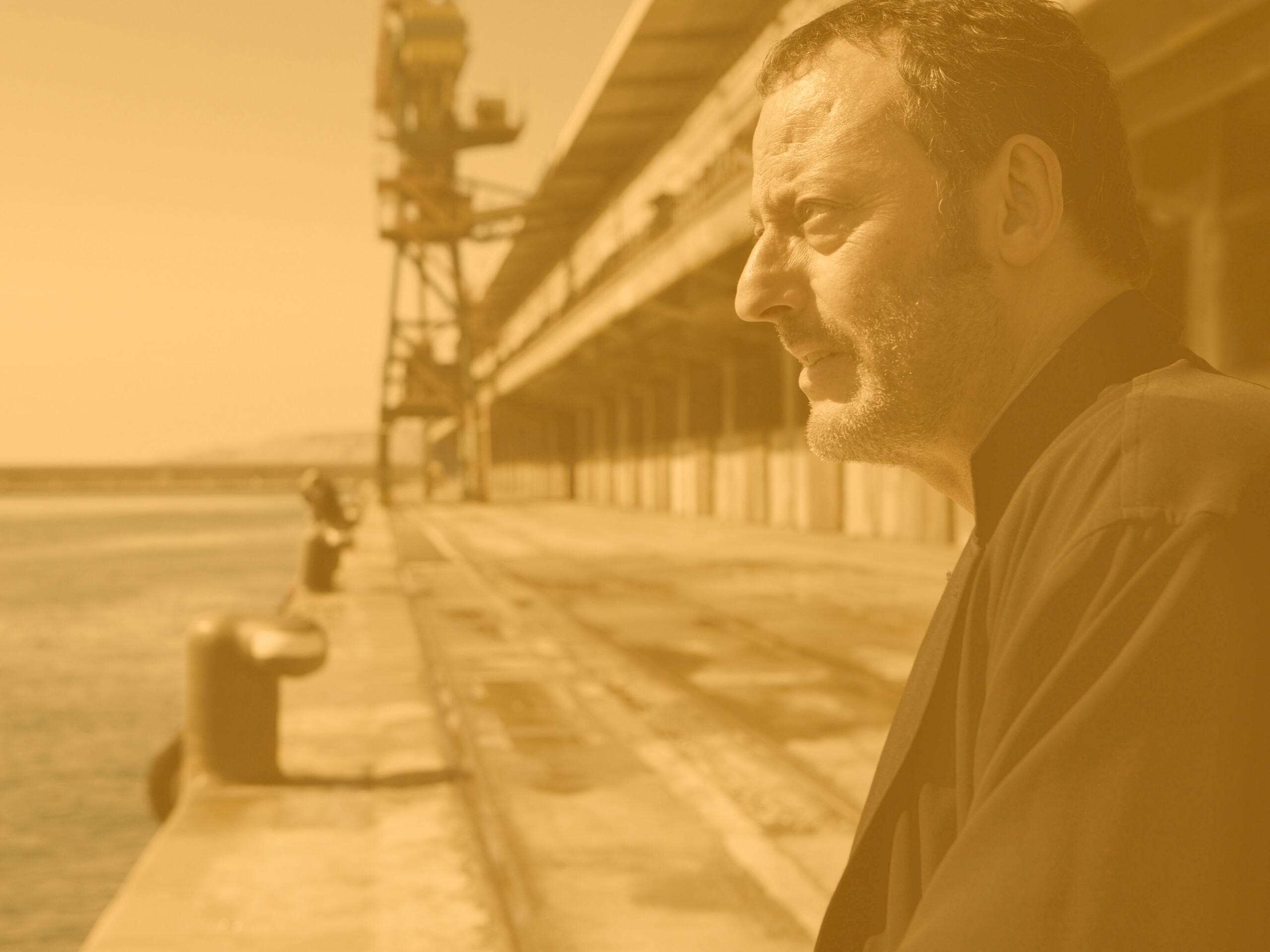 Жан Рено в порту обои