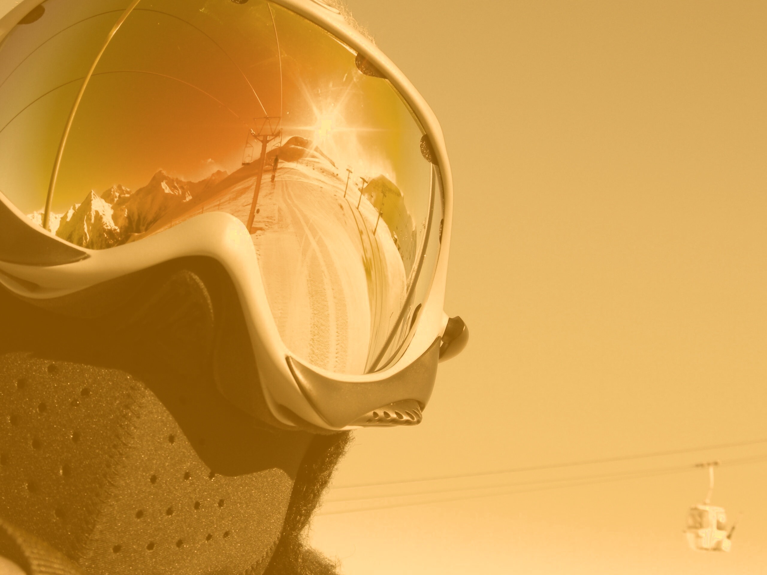 Маска сноубордиста обои