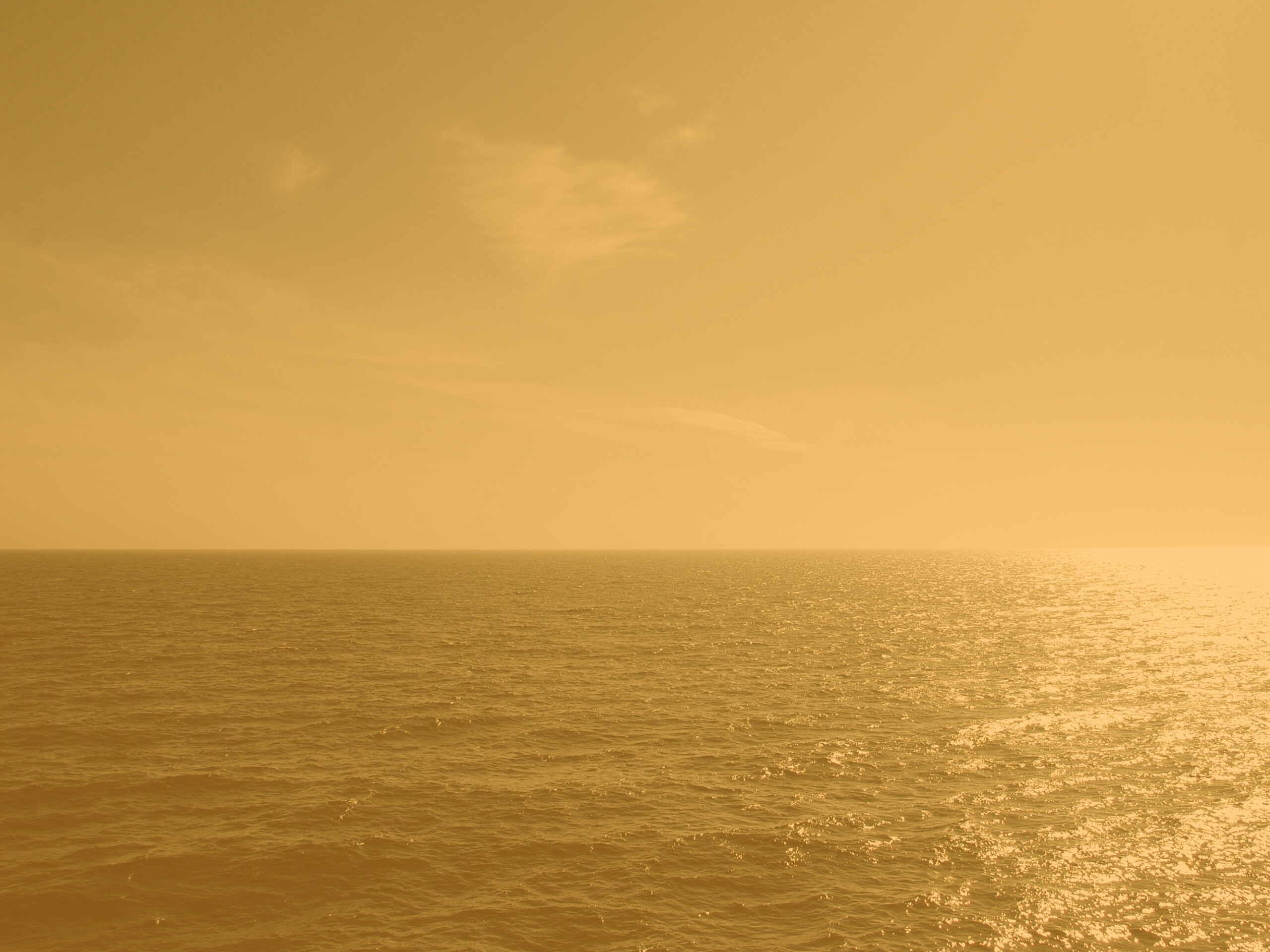 Бескрайнее море обои