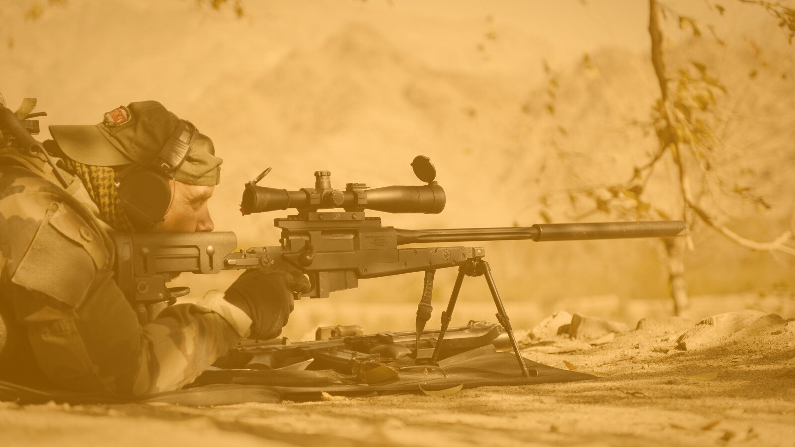 Стрелок в засаде обои