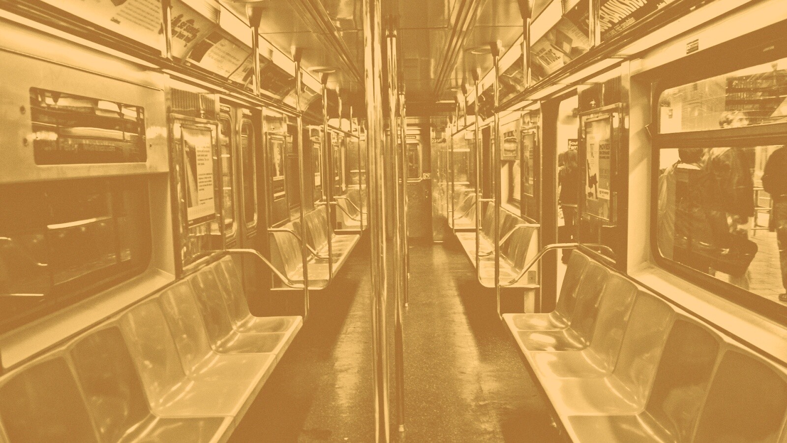 Пустой вагон метро обои