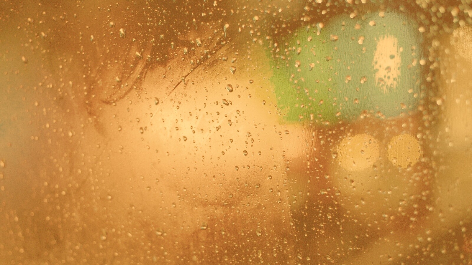 Огни за мокрым стеклом обои