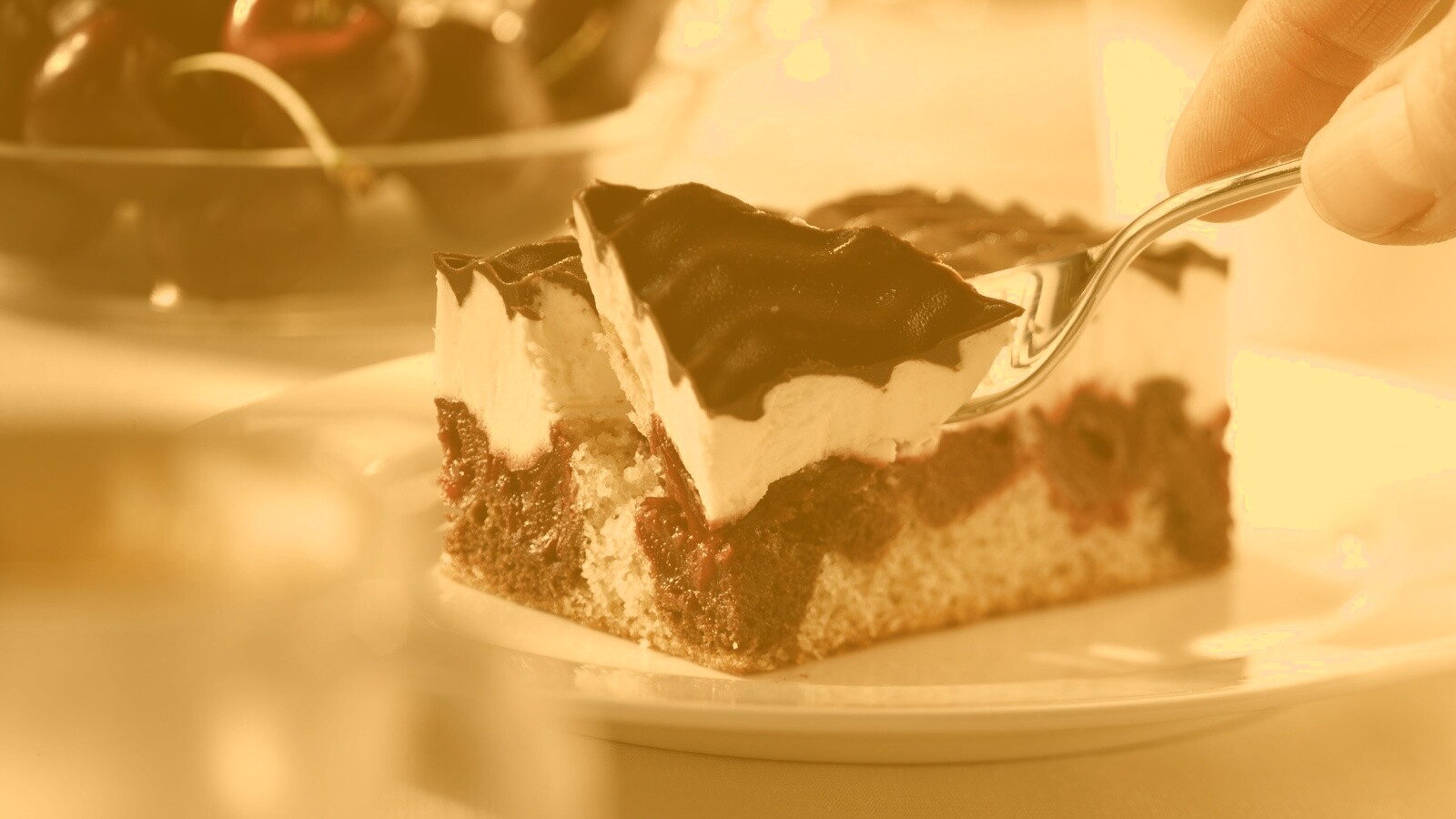 Вишневое пирожное обои