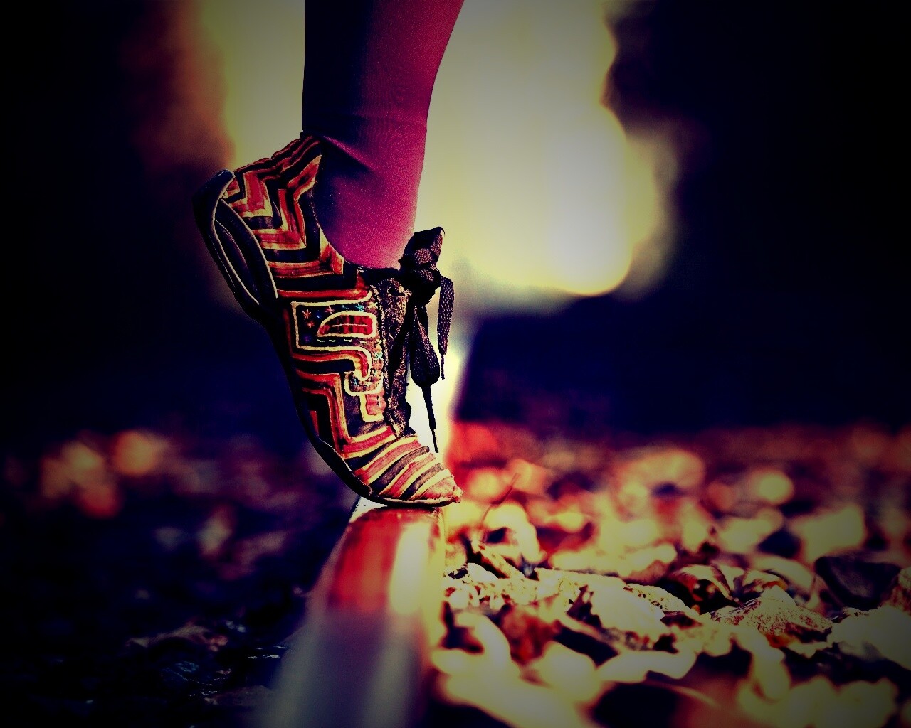 Разноцветные кроссовки обои