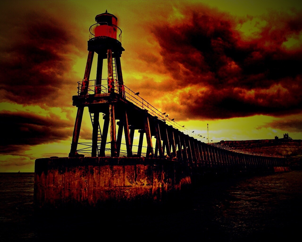 Деревянный маяк обои