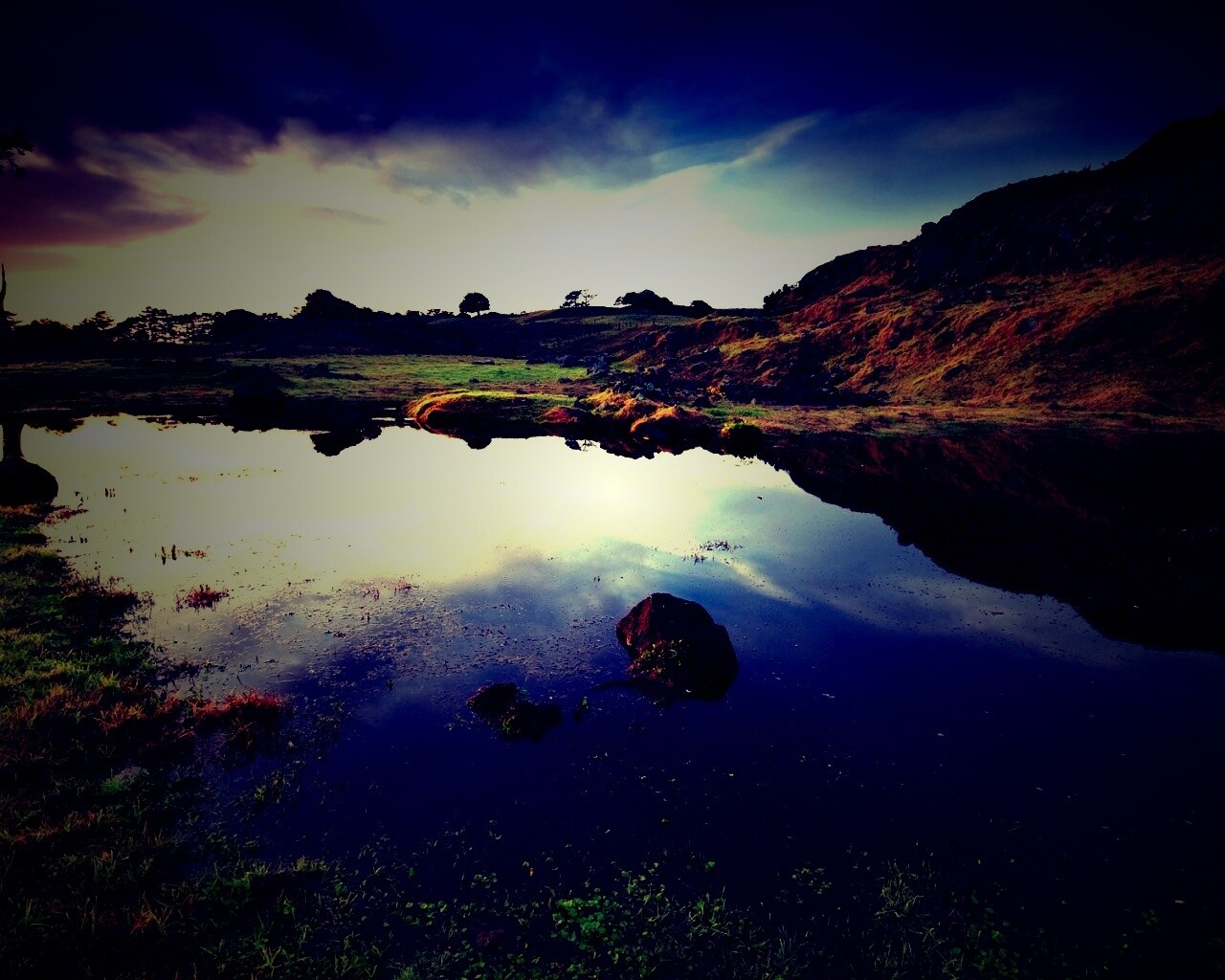 Затопленная долина в Новой Зеландии обои