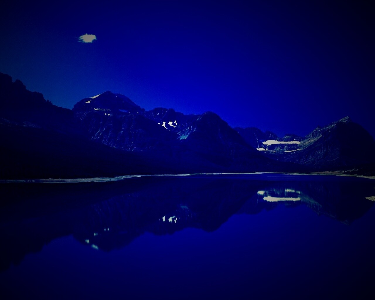 Синее горное озеро обои