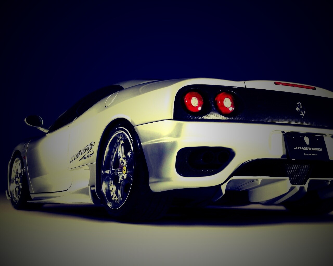 Металлик Феррари обои