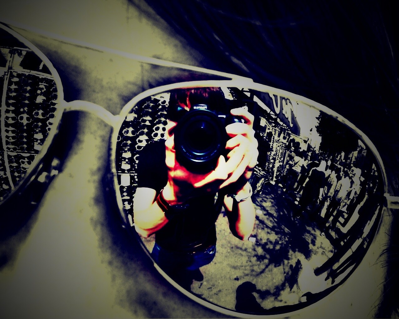 В очках обои