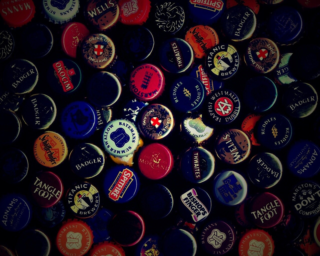 Пивные пробки обои