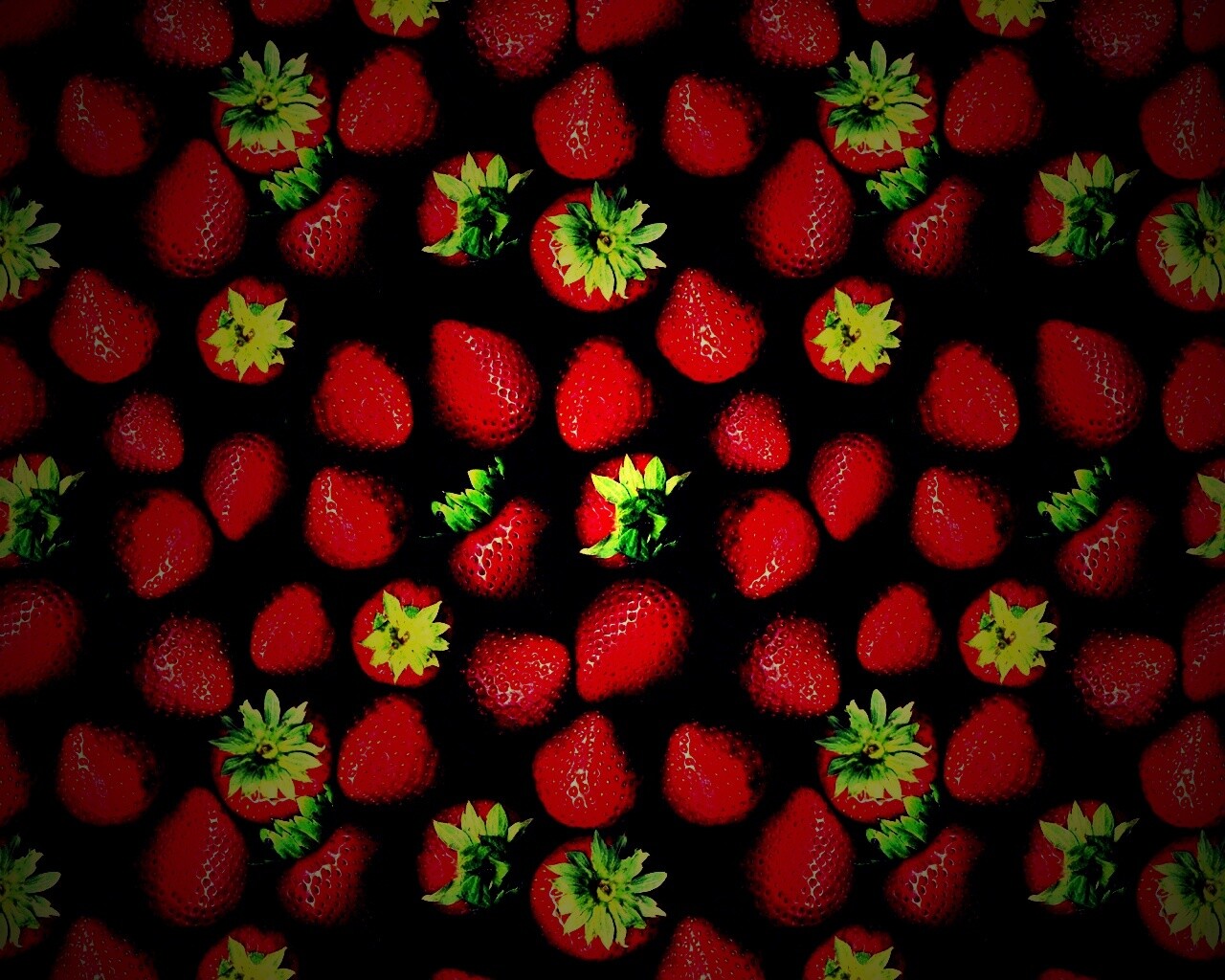 Сочная отличная клубника обои