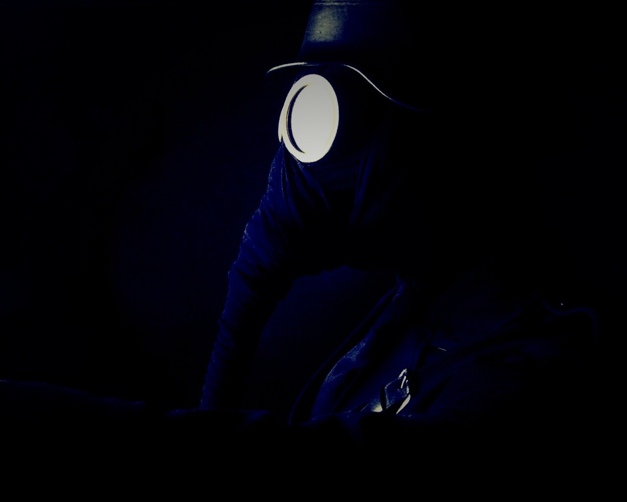 В противогазе обои