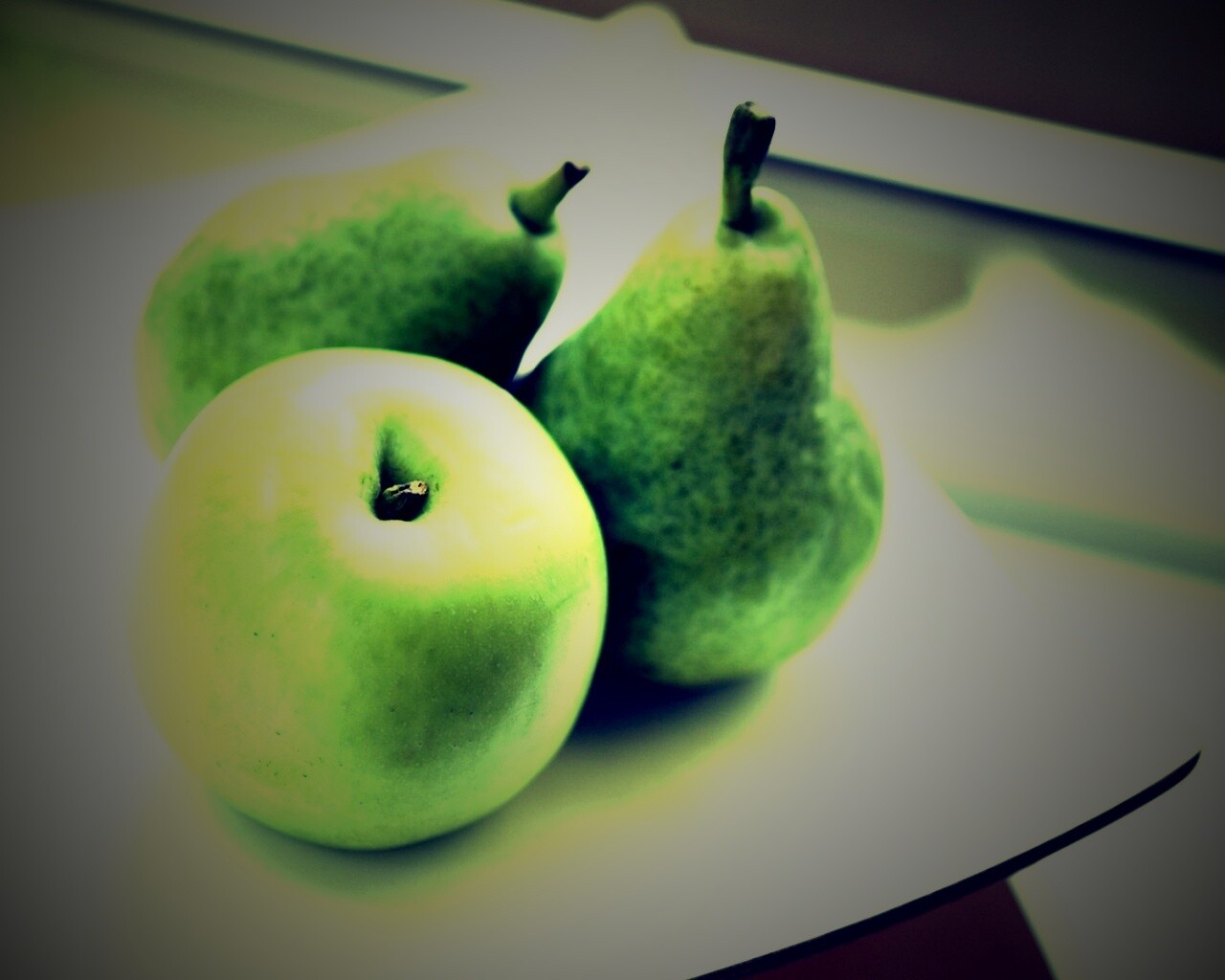 Яблоко и груши обои
