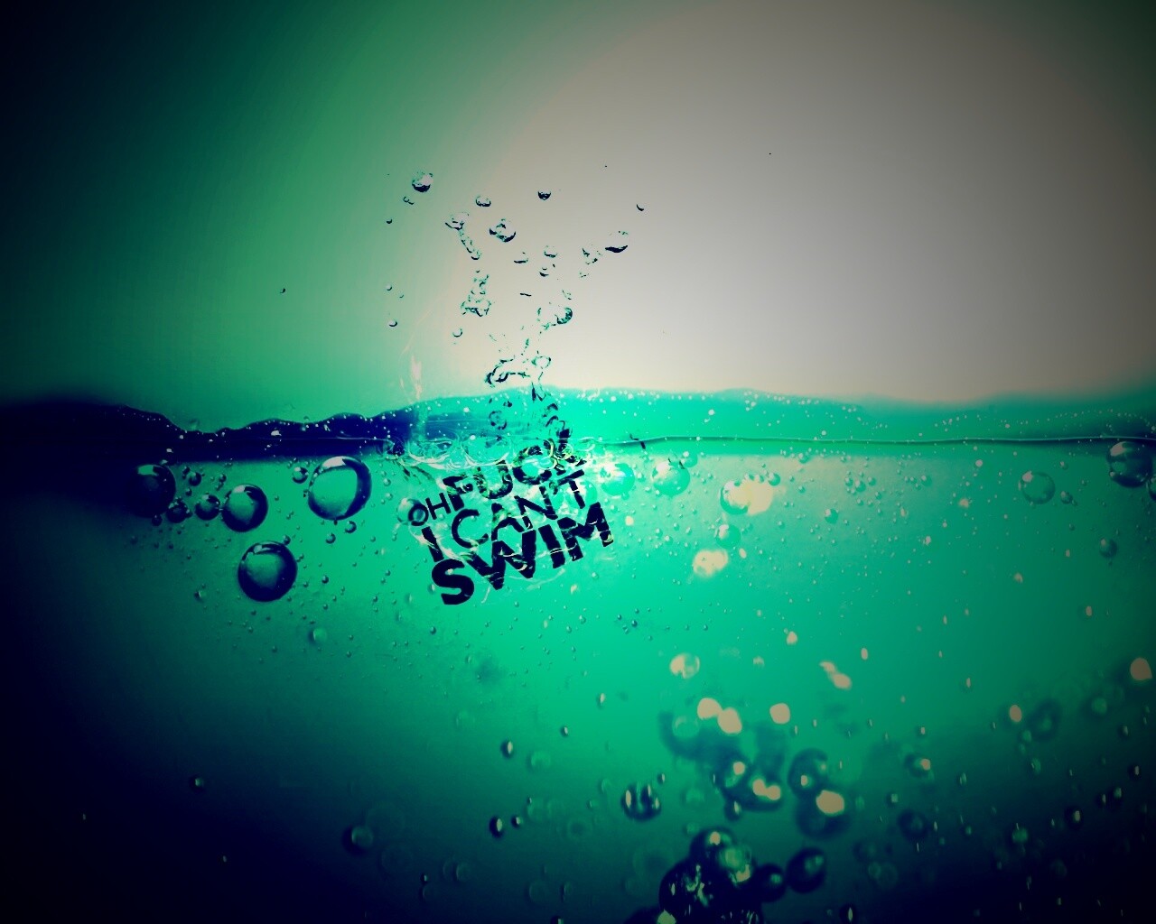 Oh fuck i cant swim обои