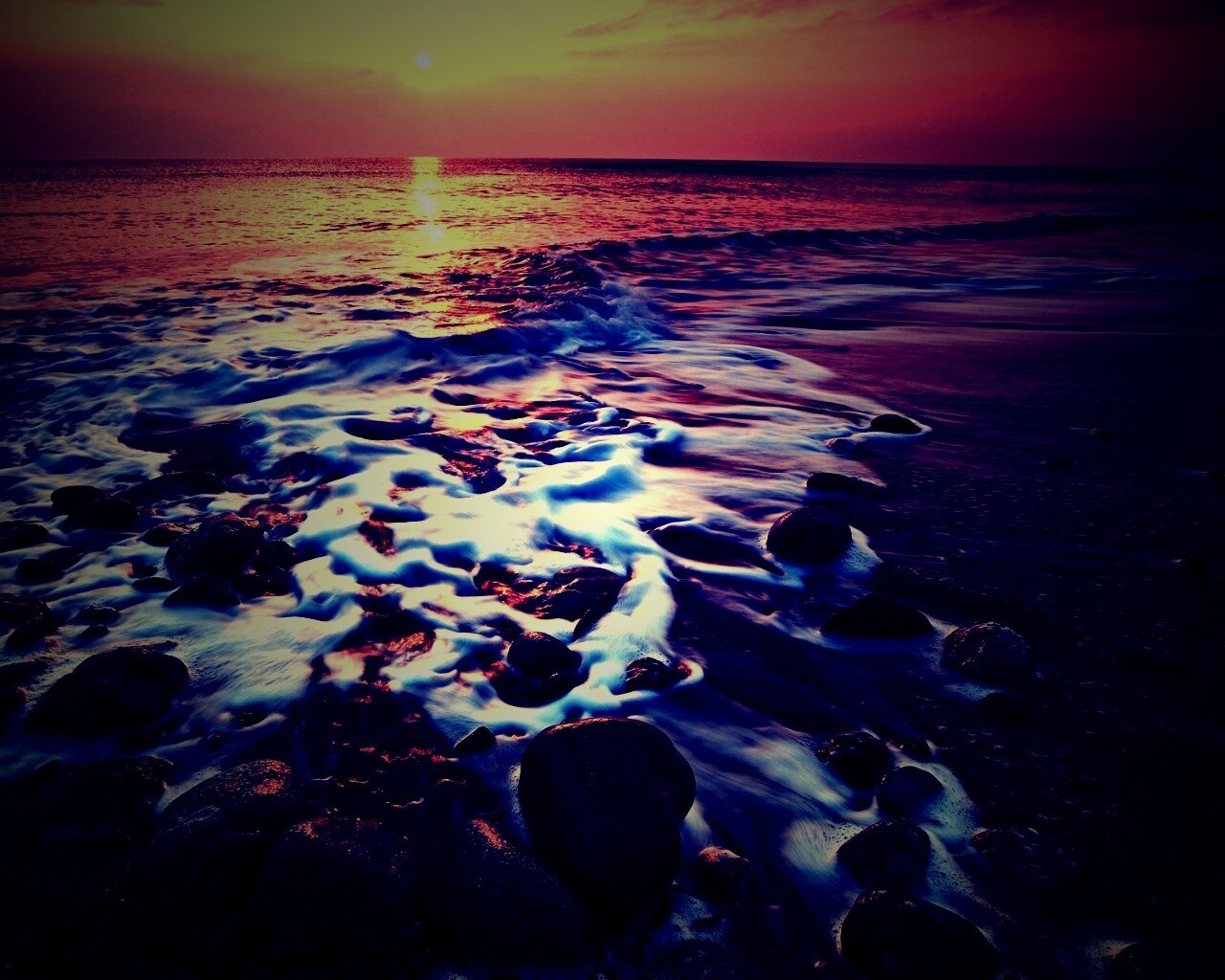 Каменистый берег обои