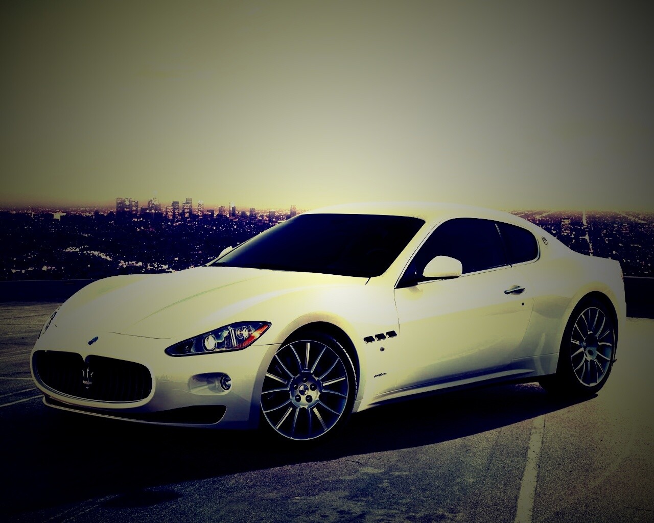 Мазерати Грантуризмо обои