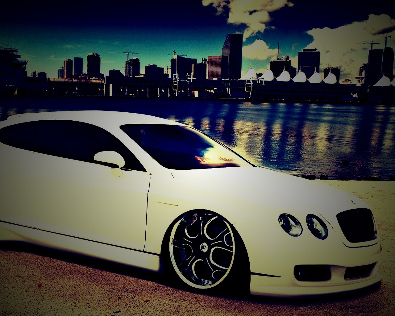 Bentley Continental GT обои