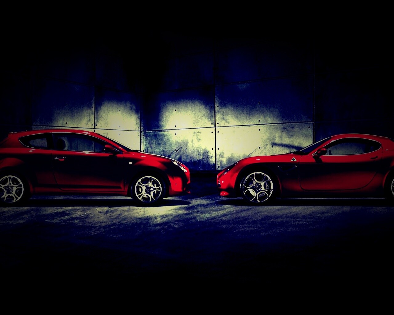 Два альфа ромео с разными кузовами обои