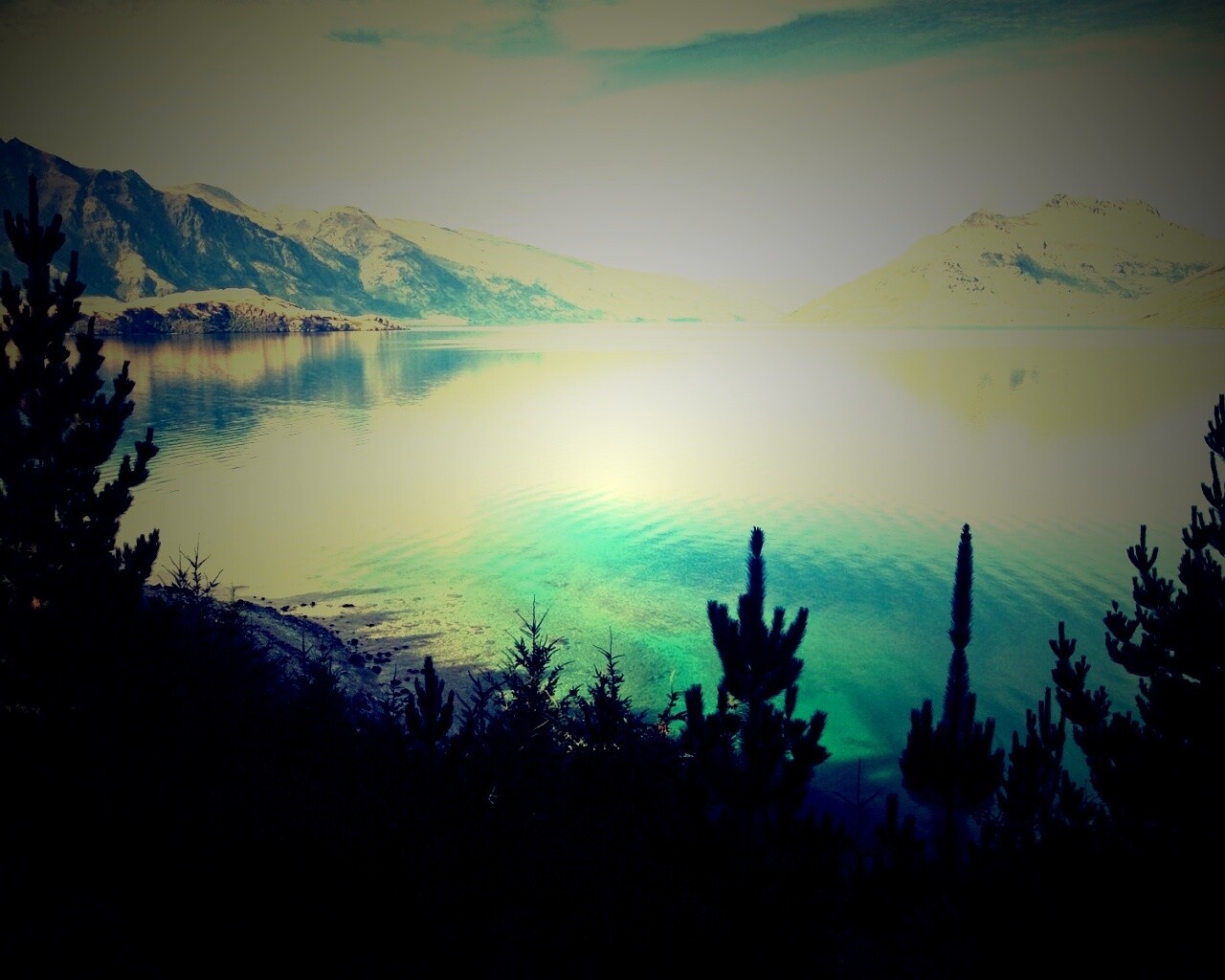 Безмятежное озеро в Новой Зеландии обои