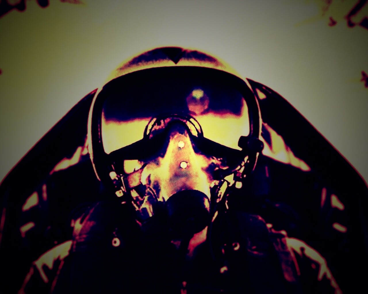 Пилот истребителя обои