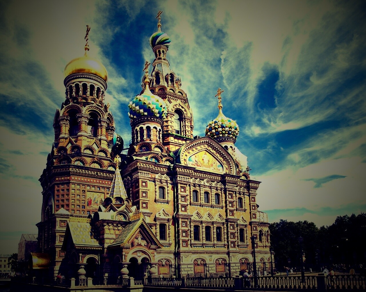 Спас на крови обои