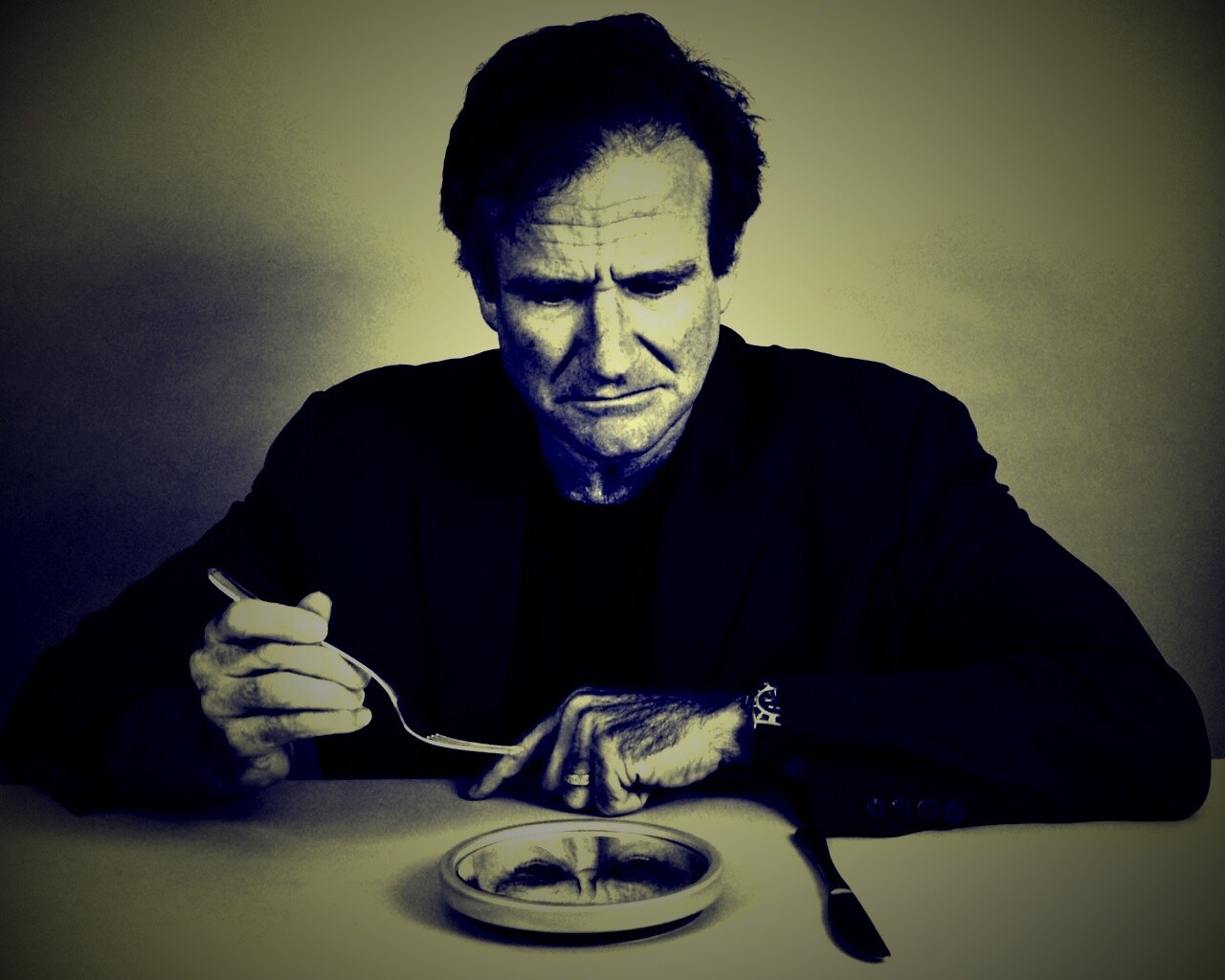 Робин Уильямс перед зеркалом обои