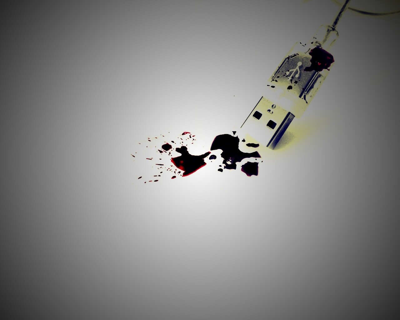 Кровавый usb обои