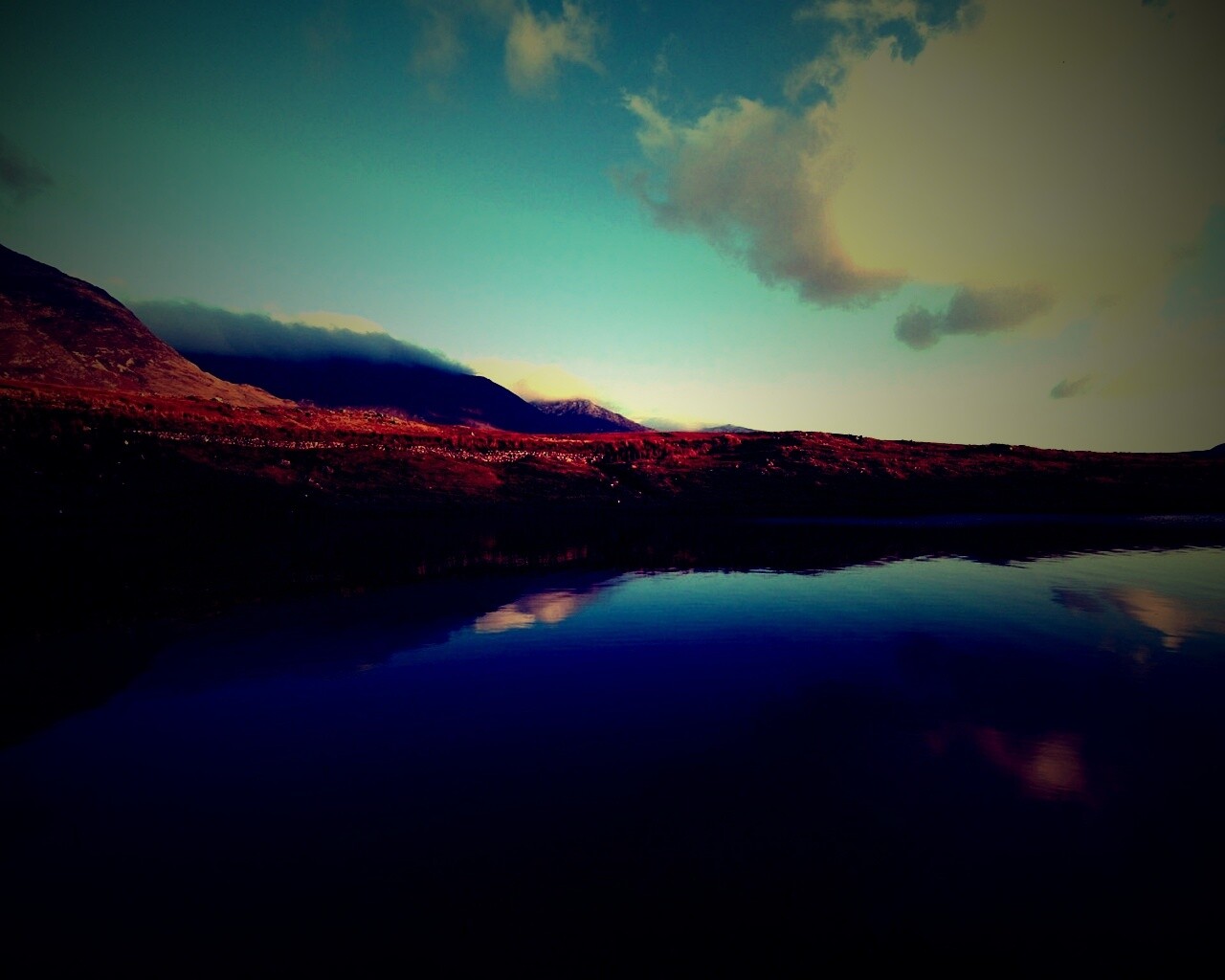 Зеркальное озеро обои