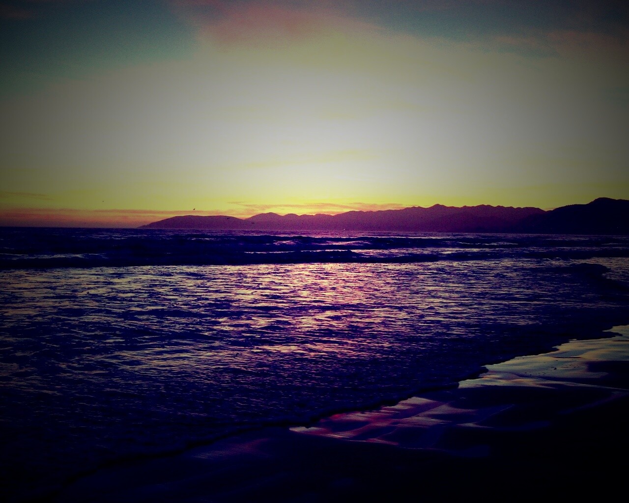 Восход на море обои