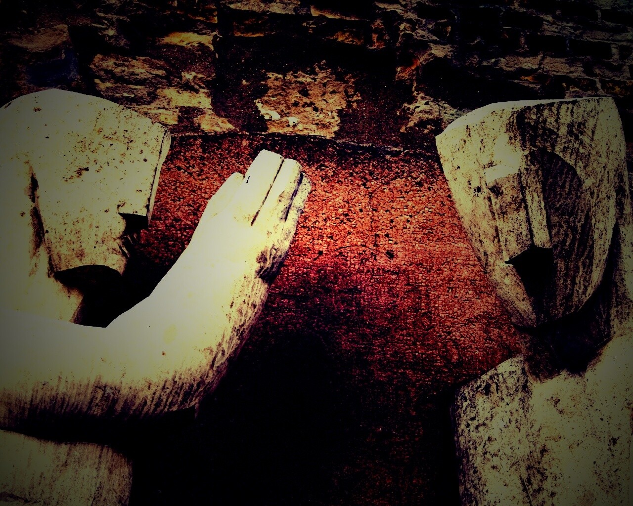 Берлинские каменные скульптуры обои