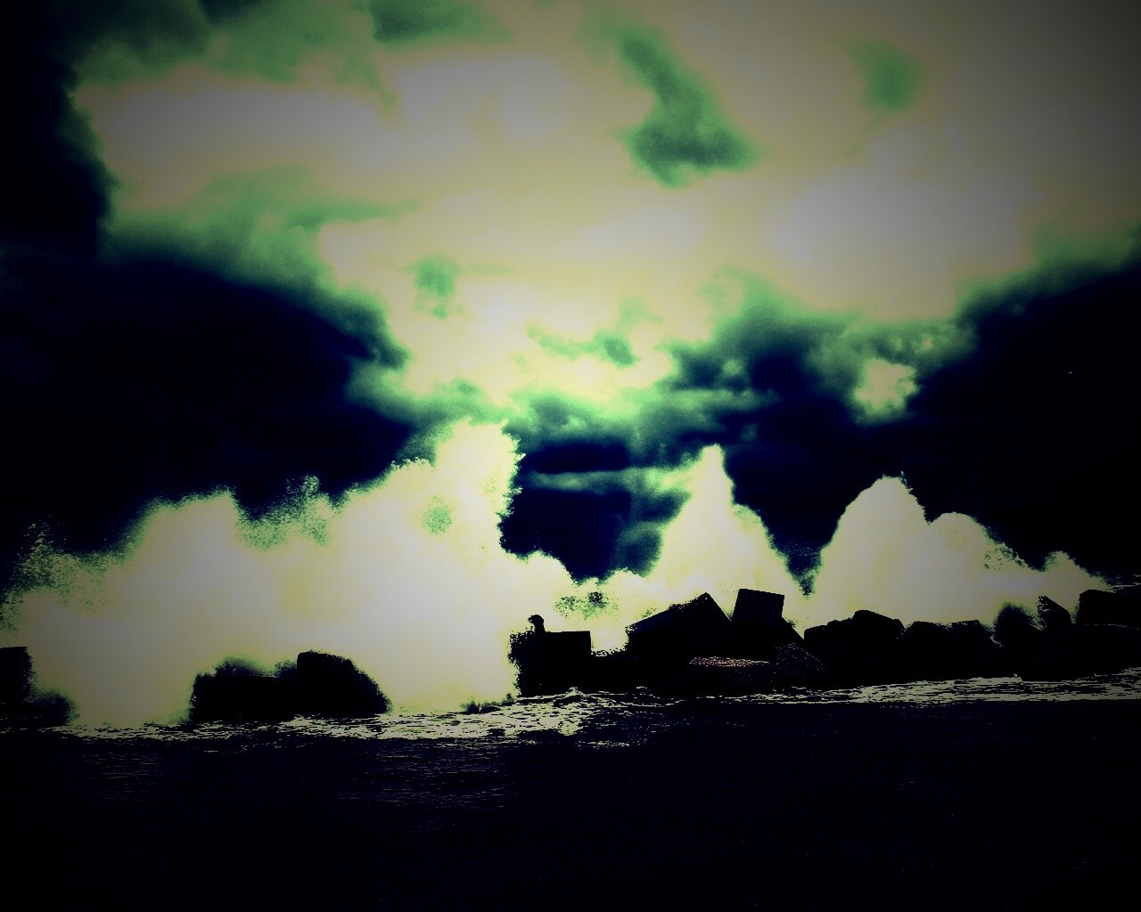 Буря в океане обои