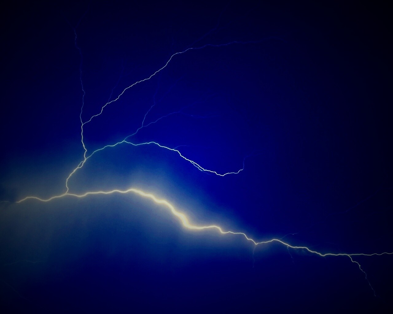 Ветвистая молния обои