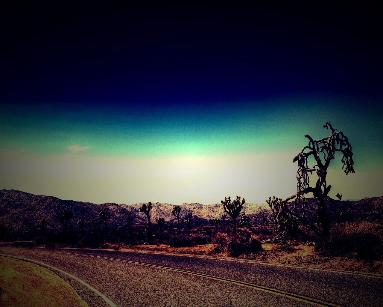 Поворот обои