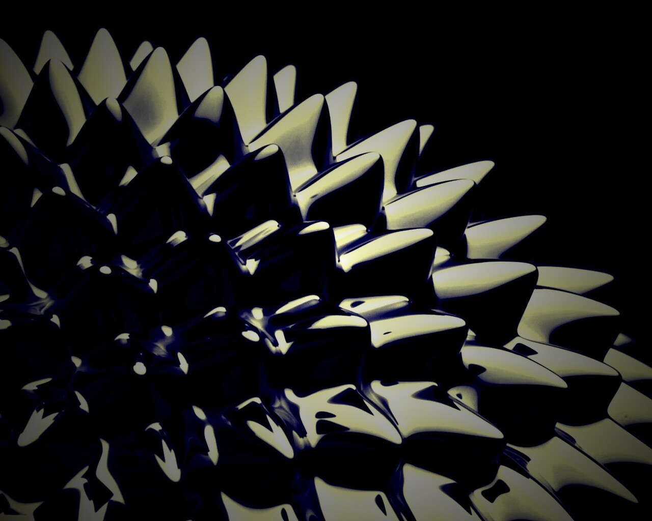 Стеклянные шипы обои