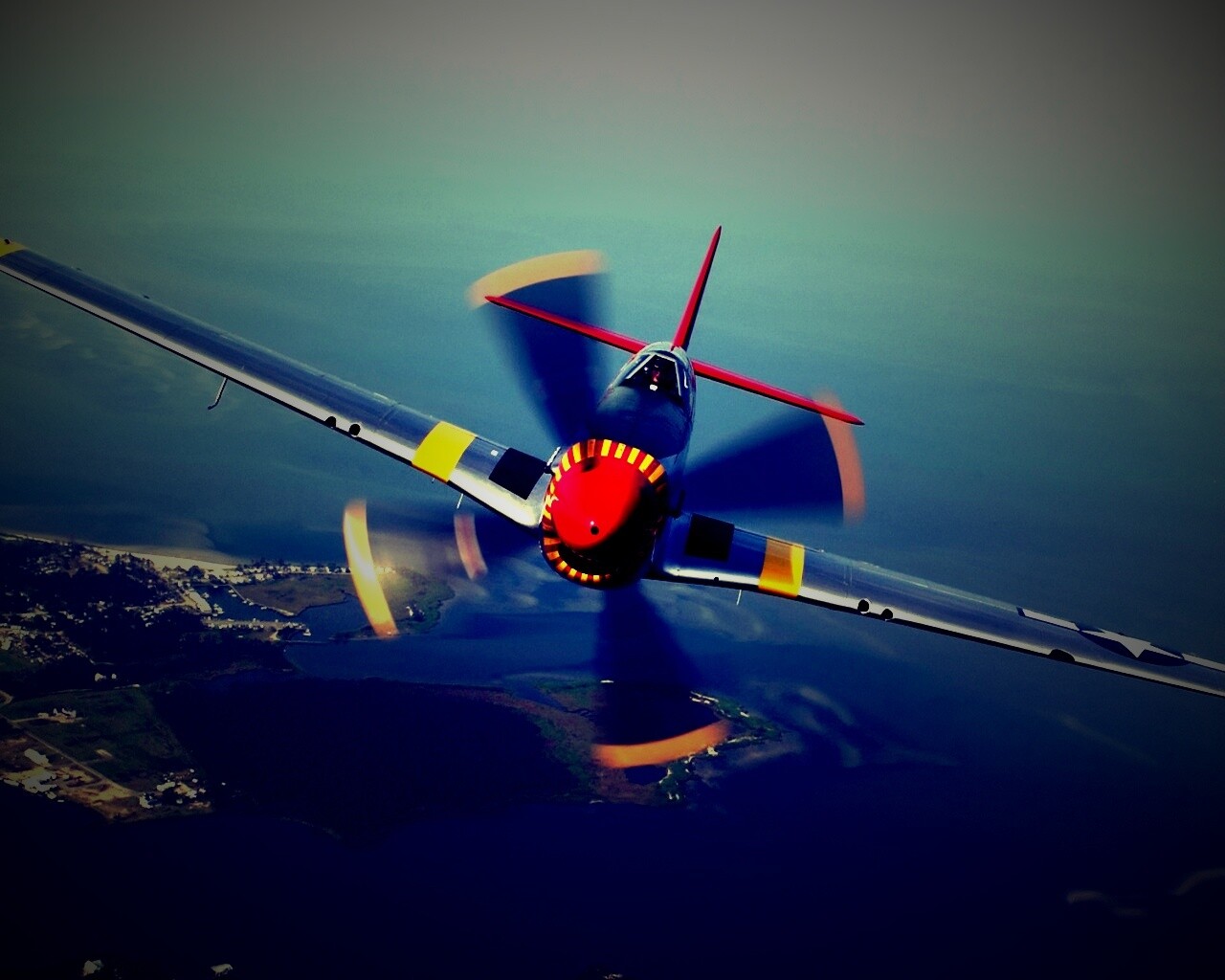 Пропеллерный самолёт обои