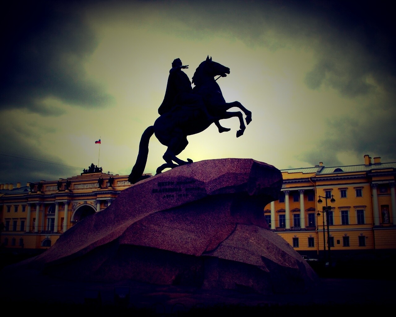 Медный Всадник в Питере обои