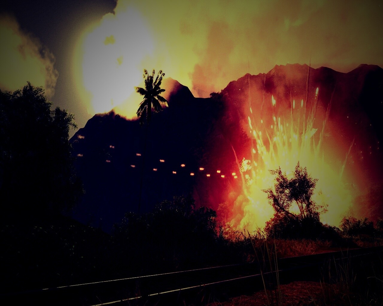 Взрыв в кустах обои