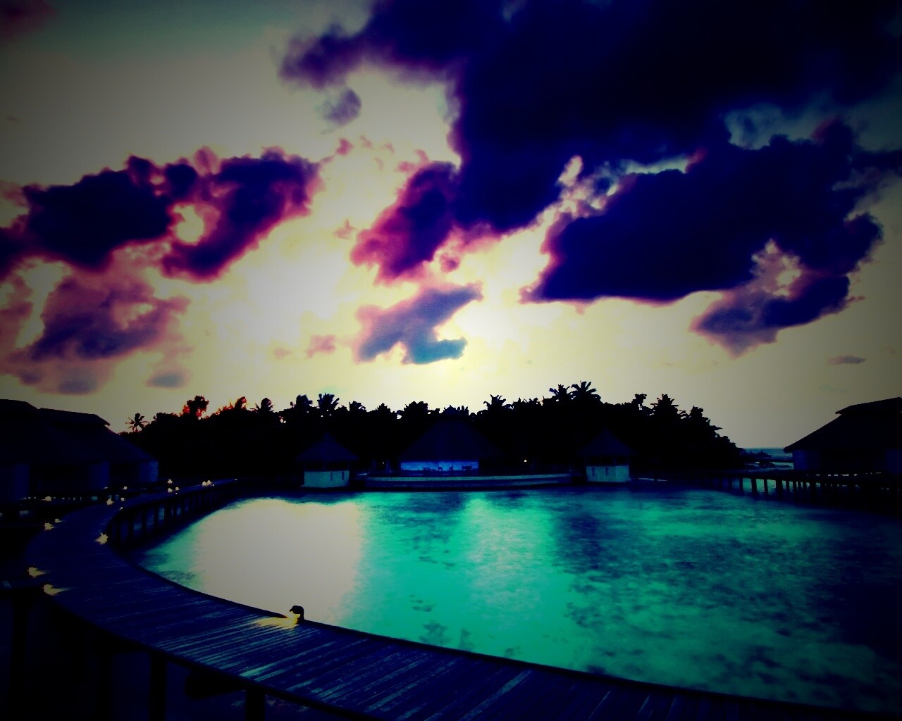 Бунгало на воде обои