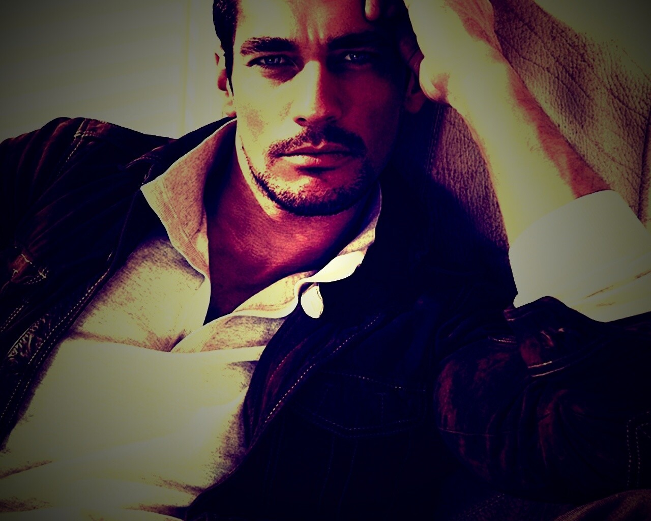 Парень в куртке обои