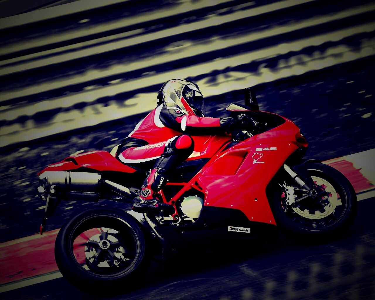 Красный мотоцикл обои