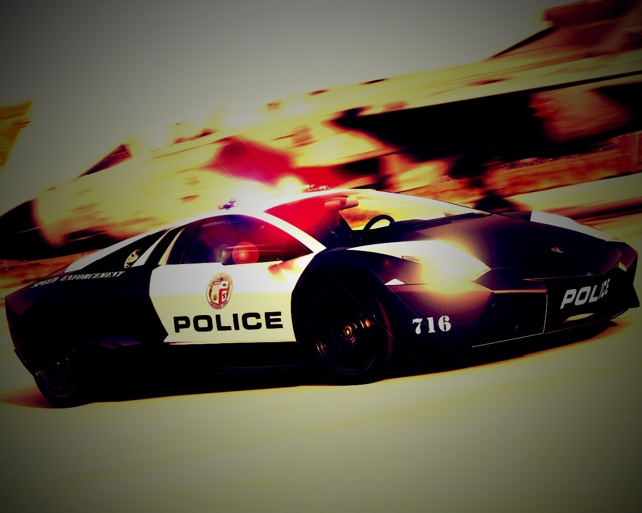 Полицейска Lamborghini из NFS обои