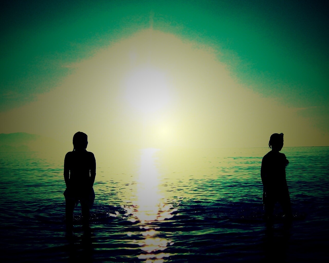 Море, солнце, девушки обои