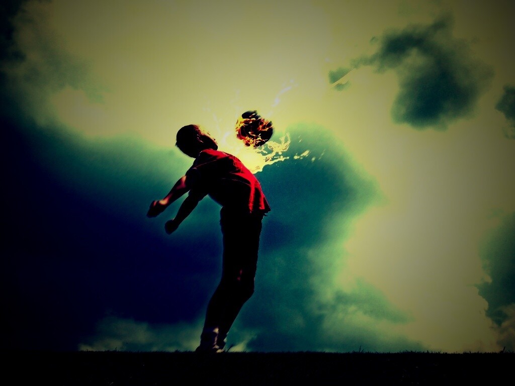 Футболист обои