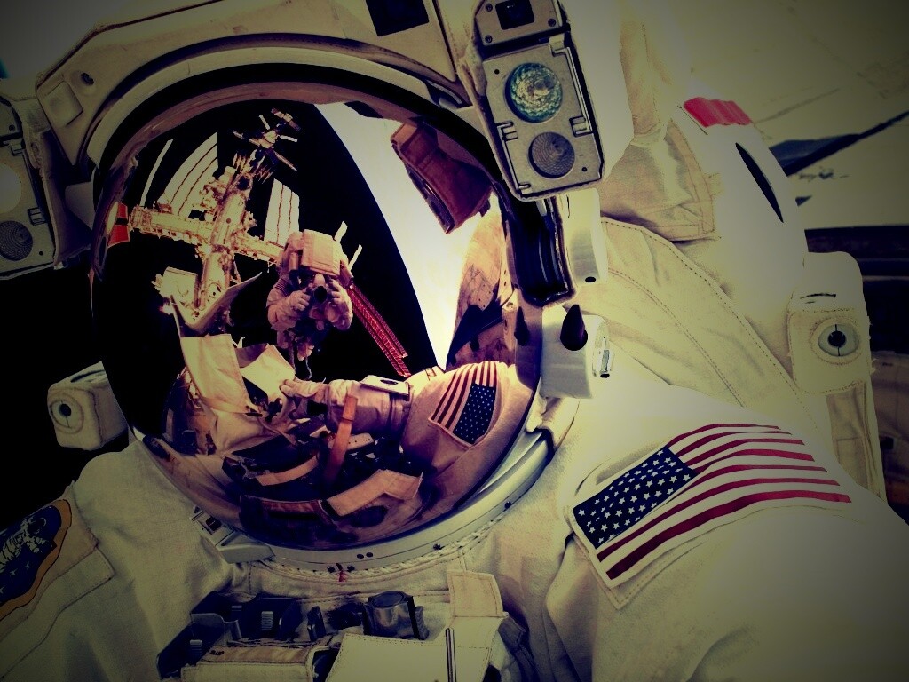 Фото в открытом космосе обои