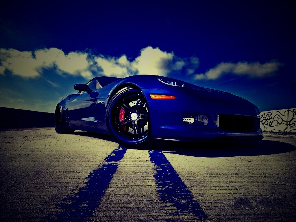 Синий спорткар обои