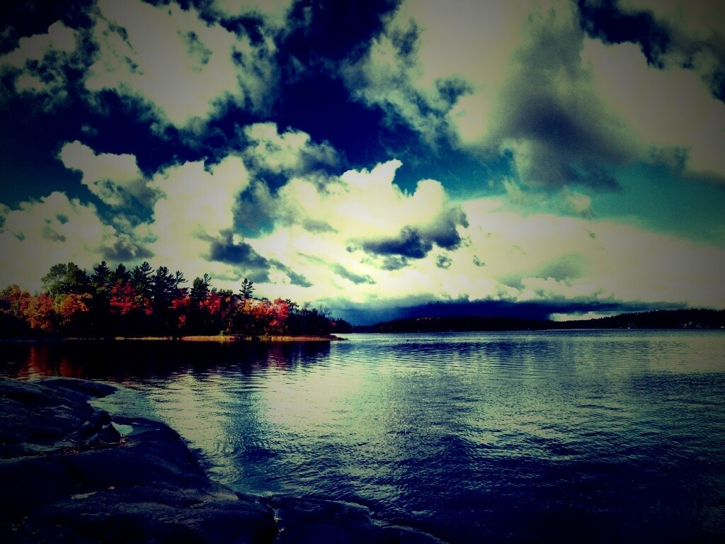 Штиль над озером обои