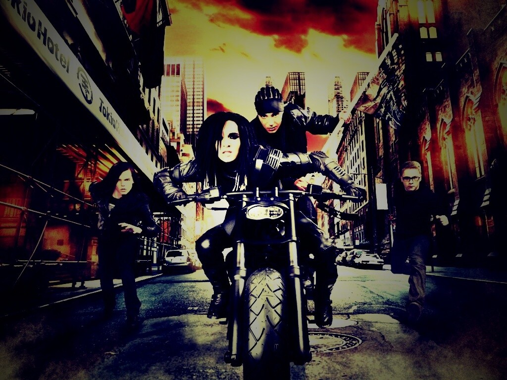 Tokio Hotel на мотоцикле обои