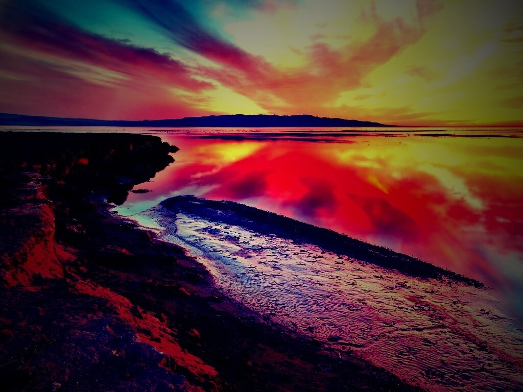 Озеро на закате обои