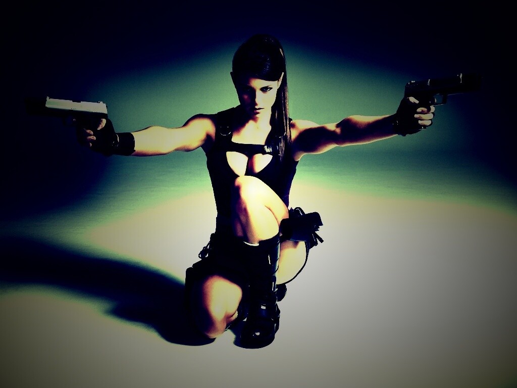 Alison Carrol в роли Лары Крофт обои